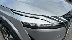 Nissan Qashqai 1.3 DiG-T MH N-Connecta 5dr Petrol Hatchback